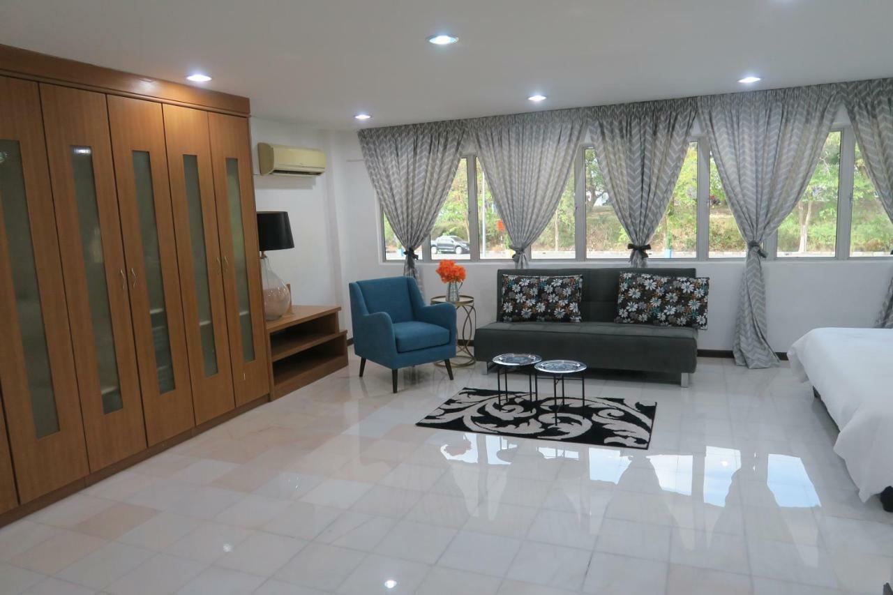 Loft 3 Apartment ปาดังเบซาร์ ภายนอก รูปภาพ